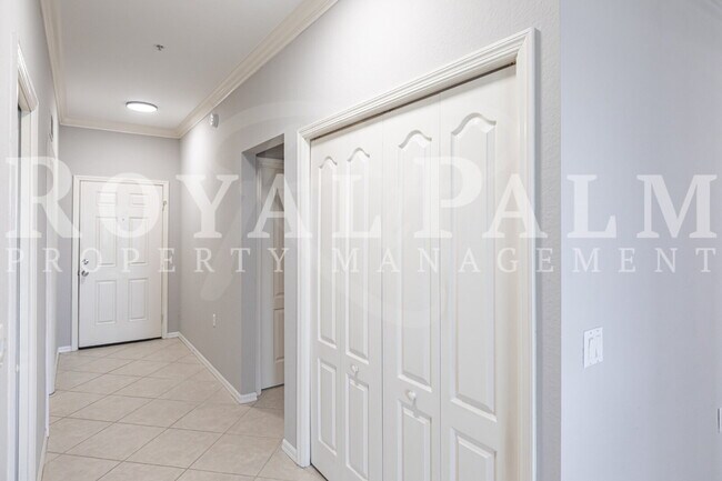 Foto del edificio - Swipe Right on This Estero 2-Bedroom Condo — Elevator Access + $500 Off If You Apply Before Jan 25!