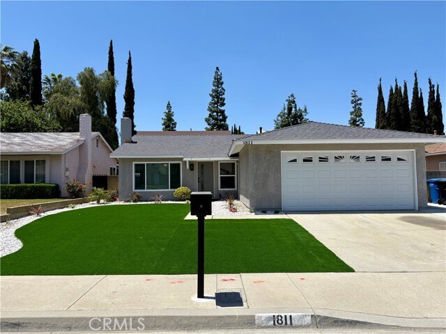 Primary Photo - 1811 Nausika Ave