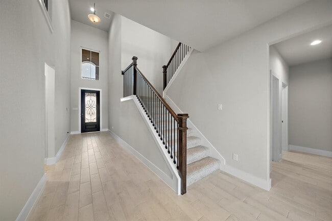 Foto del edificio - 23523 Sitka Spruce Dr