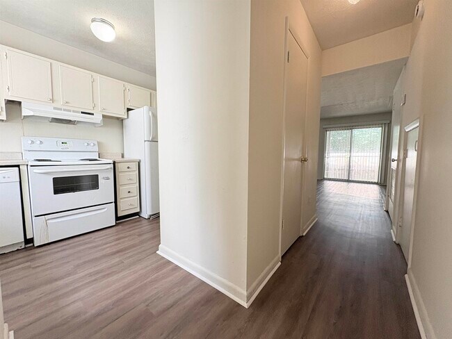 Foto del edificio - 1734 Hartsfield Rd