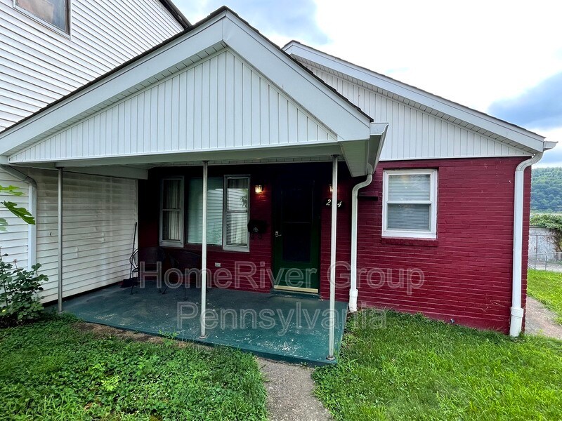 234 McKean Ave, Donora, PA 15033 Condo for Rent in Donora, PA