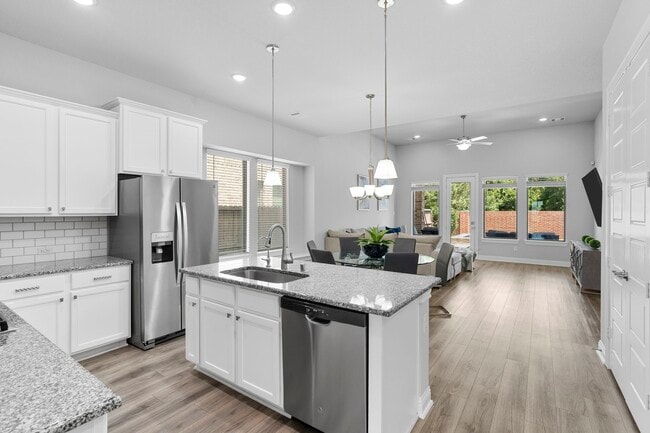 Building Photo - 2106 Ironwood Pass Dr