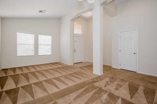 Foto del edificio - 4924 White Jade St