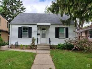 Building Photo - 3108 Maryland Ave S
