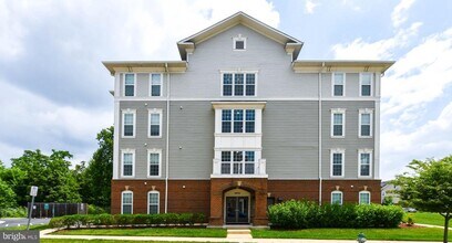 Building Photo - 3910 Doc Berlin Dr