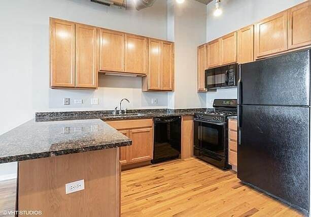 Foto del edificio - 6 S Laflin St