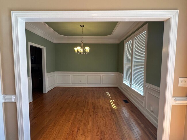 Building Photo - Carolina Lakes Gated Community!!