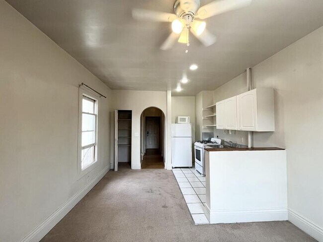 Photo - 512-514-514 E 500 S Apartment