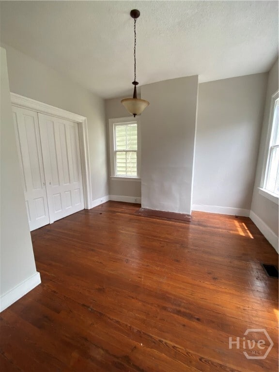 Building Photo - 516 W 38th St