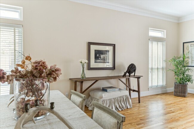 Foto del edificio - 3515 Yupon St