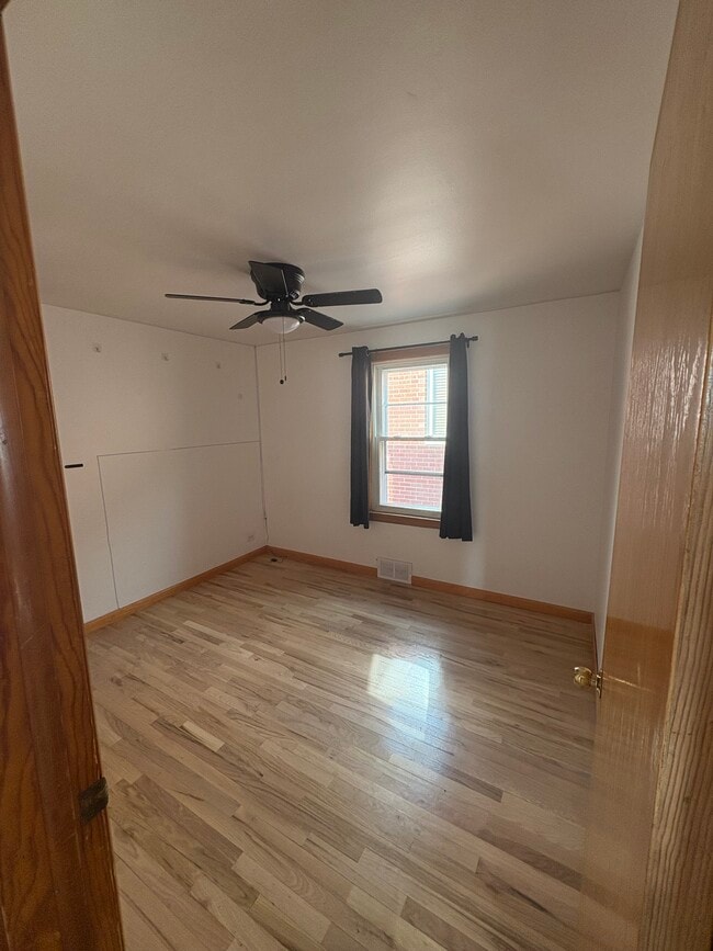 Building Photo - 6055 S Massasoit Ave