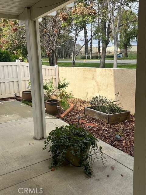 Foto del edificio - 6111 Wingfoot Ave