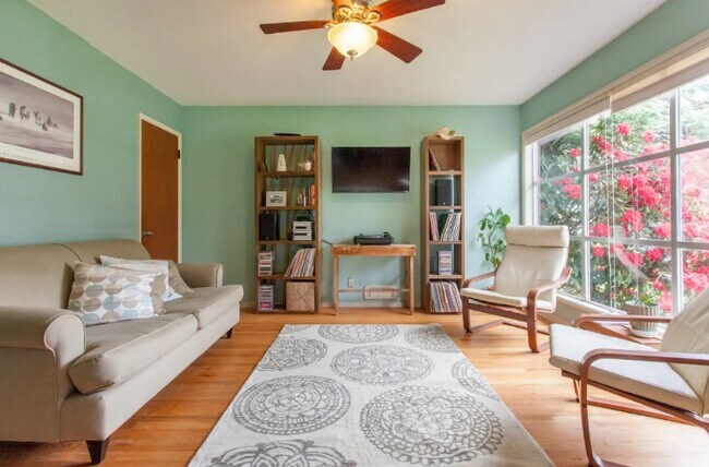 Foto del edificio - 3828 N Willis Blvd