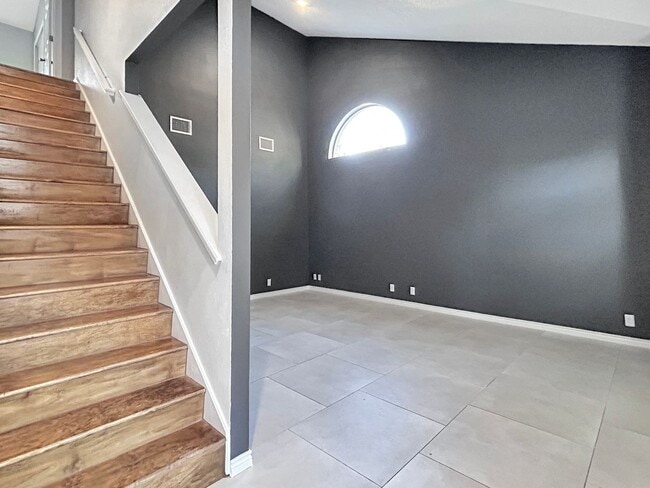 Photo - Updated Gem Near Thousand Oaks House