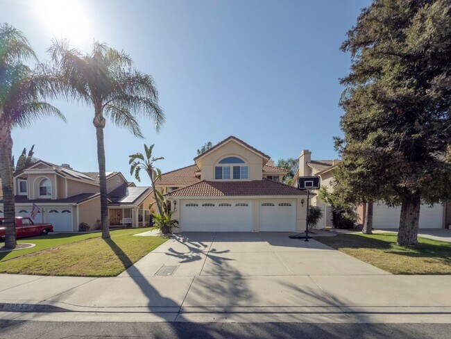 Foto del edificio - 4 BEDROOM / 3 CAR GARAGE MURRIETA HOME FOR...