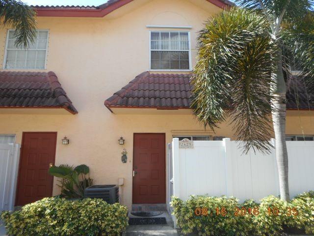 Foto principal - 2429 NE 14th Street Cswy