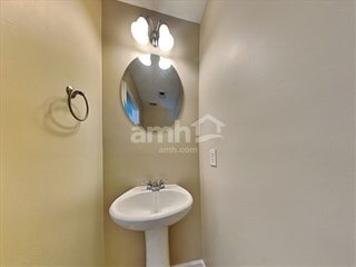 Foto del edificio - 408 Lakewind Dr