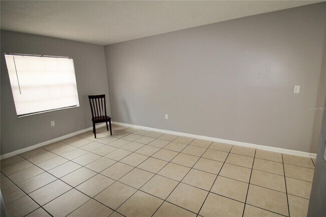 Foto del edificio - 9418 N 50th St