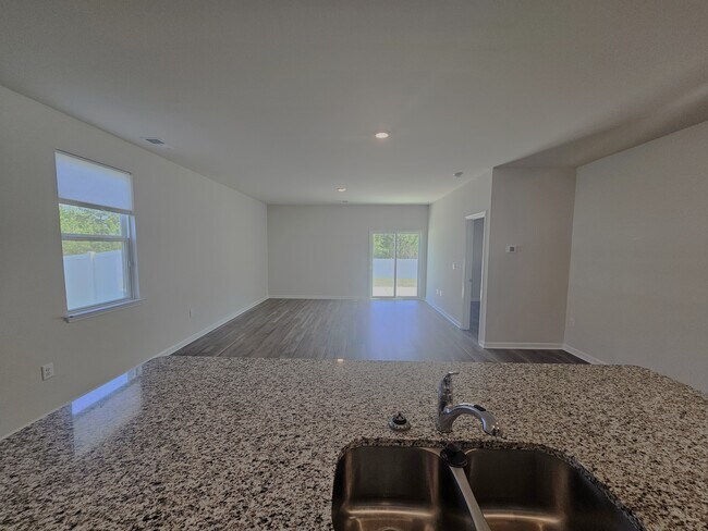 Foto del edificio - 3131 Fair Ridge Way