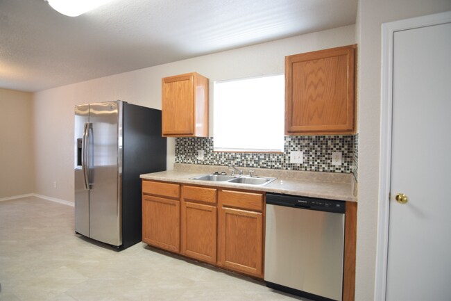 Building Photo - 4409 Jake Spoon Dr