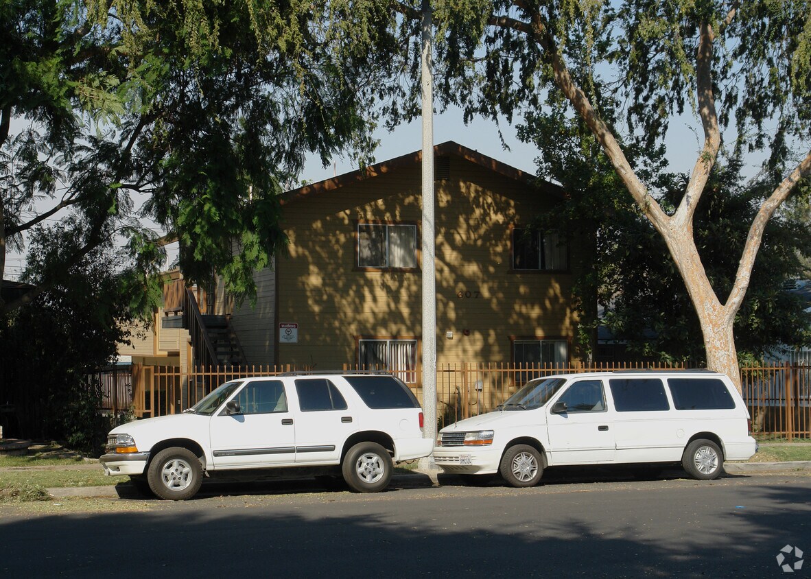 Foto del edificio - 607 E 4th St