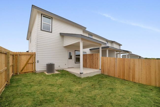 Building Photo - No Cash Deposit Option Available!  $1495 i...