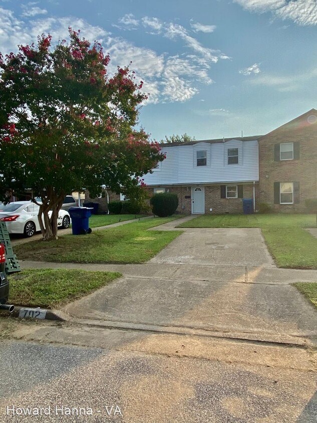 Primary Photo - 3 br, 1.5 bath House - 702 Atterbury Court
