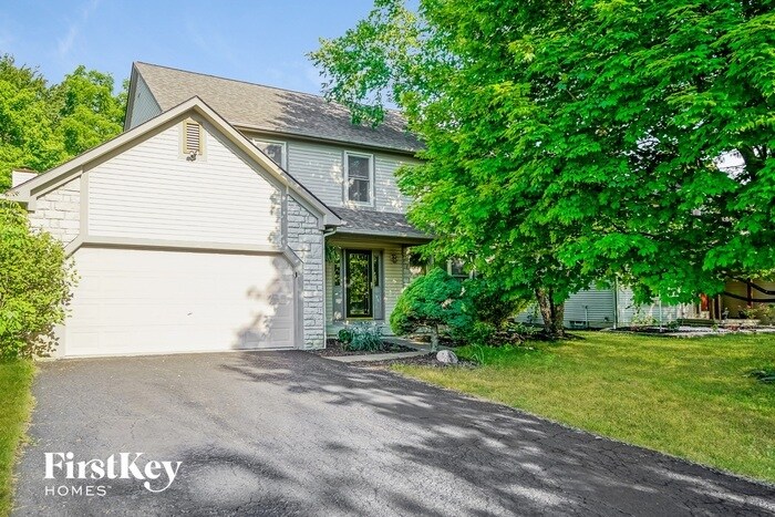 Primary Photo - 200 Oakview Ct