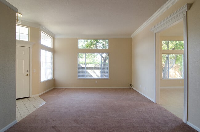 Building Photo - 6701 Storia Way