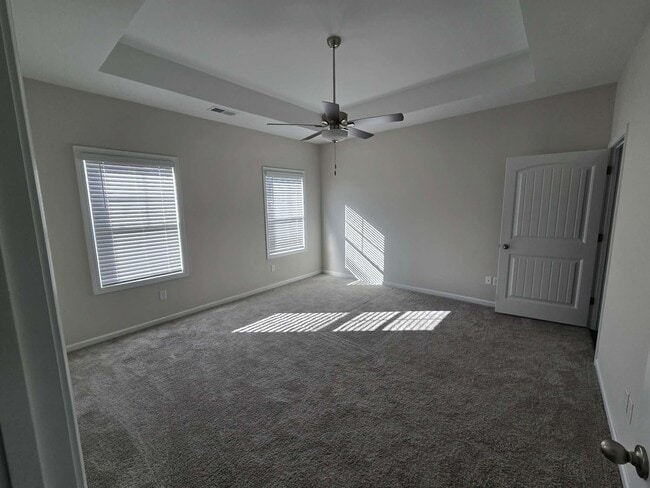 Building Photo - 966 Manitou Cir