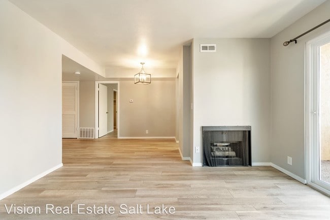 Foto del edificio - 7201 Station Creek Way