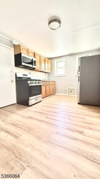 Foto principal - 500 Bond St