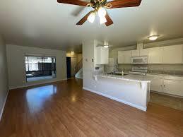 Building Photo - 137 Peach Terrace