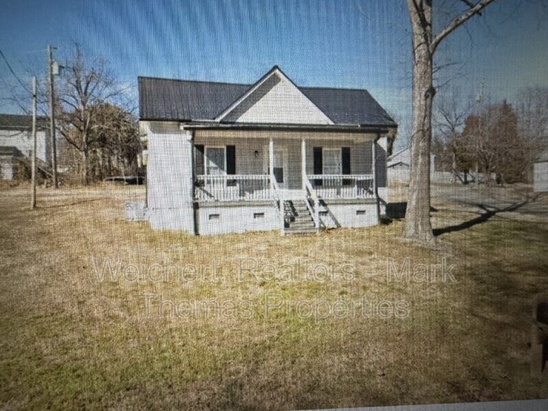 Foto principal - 326 E Morehead St