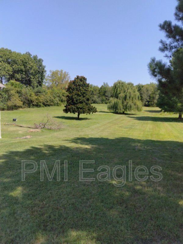 Foto del edificio - 3955 Trough Springs Rd