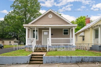Building Photo - 218 E 34th St