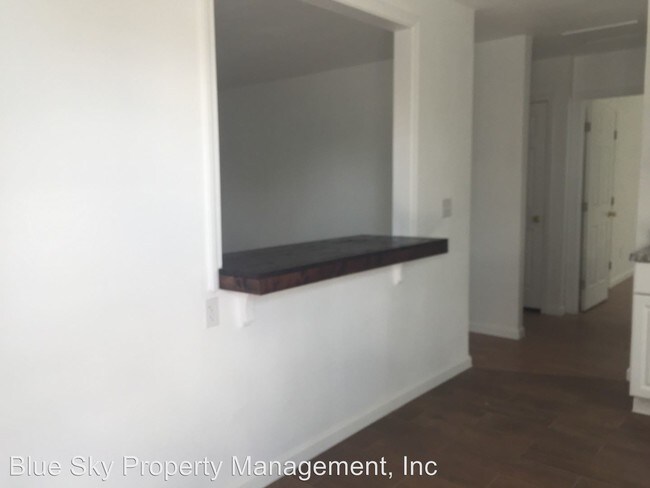 Foto del edificio - 202 S Kessing St