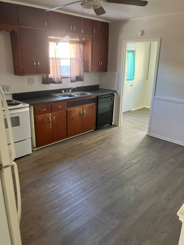 Foto del edificio - 932 Napoleon St