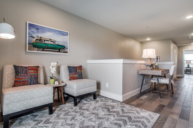 Foto del edificio - 3135 Waits Ave