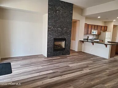 Foto del edificio - 7358 Goodnight Ln