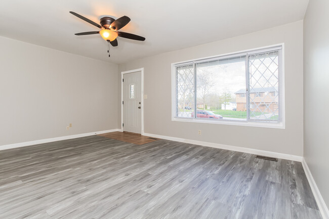 Building Photo - Charming Home in Middletown, OH