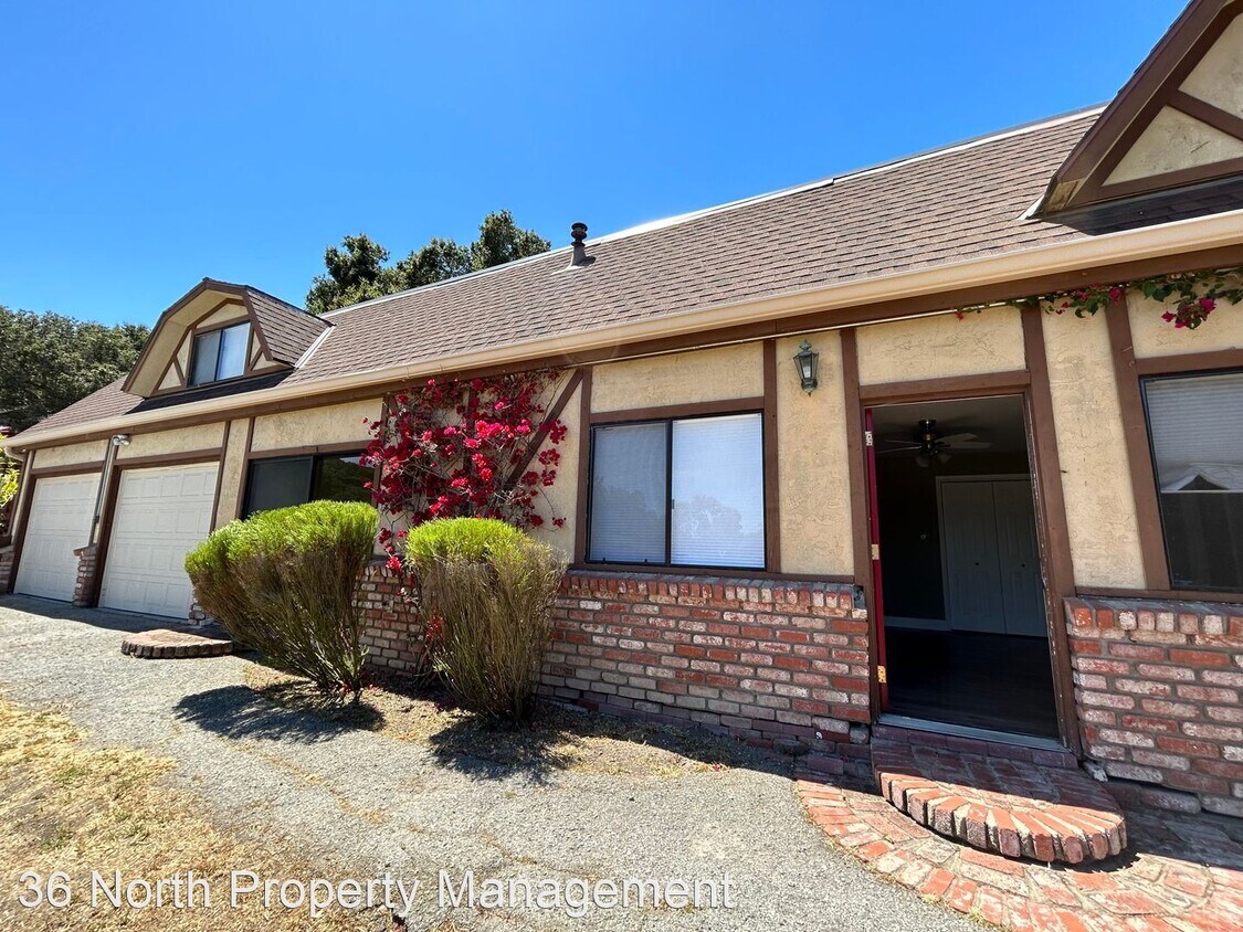 Primary Photo - 4 br, 2 bath House - 25965 Colt Lane