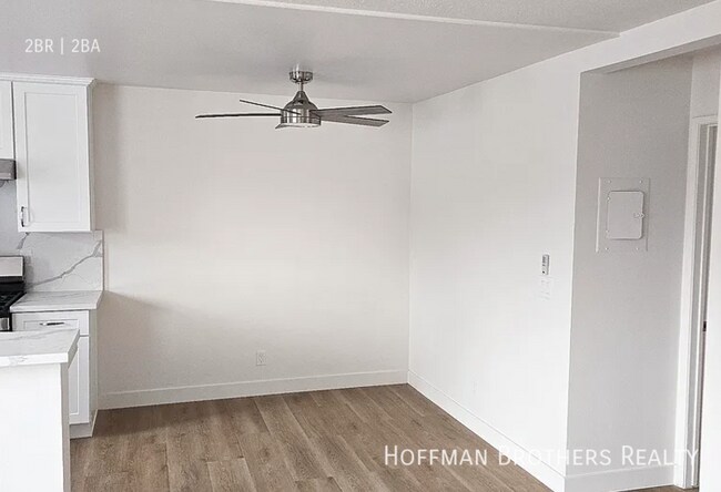 Foto del edificio - 3910 E 11th St