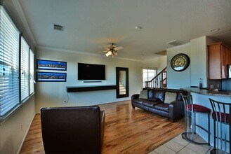 Building Photo - 3205 Victorian Manor Ln