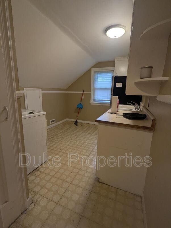 Foto del edificio - 183 Rockview Terrace