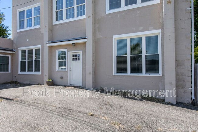 Foto del edificio - 1409 Catherine St