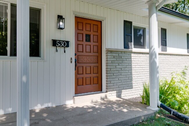 Foto del edificio - "Charming 4-Bed, 2-Bath Florissant Home wi...