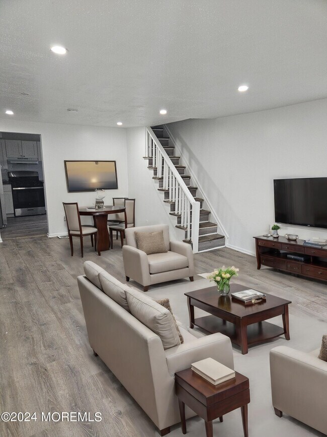 Foto del edificio - 1310 Summerfield Ave