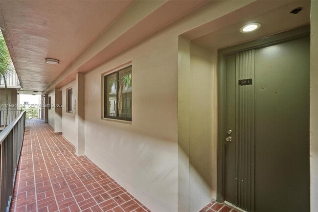 Building Photo - 8540 SW 133rd Avenue Rd