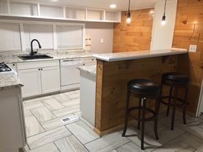 Foto del edificio - 120 Overland Ct